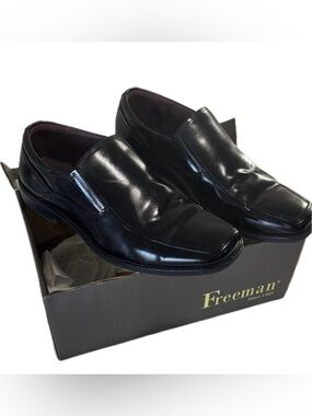 Freeman Henson 1630 Black Leather Men's Slip-On Dress Loafers